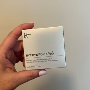 IT Cosmetics bye bye pores blush